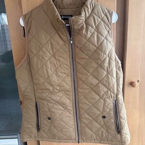 Tan Quilted Vest with Zipper Pockets